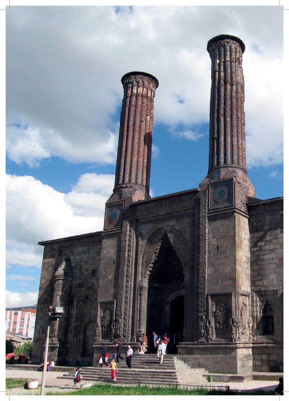 Bulgular Erzurum Twin Minaret Madrasah