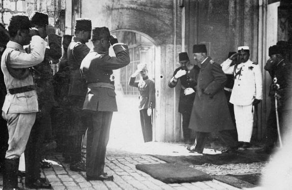 İstanbul hükümetinin de konferansta nasıl davranılacağı konusunda Mustafa Kemal