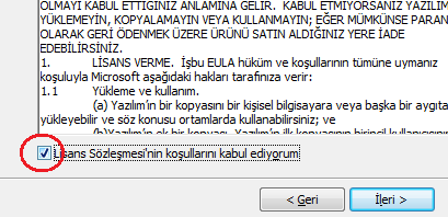 FrontPage Nasıl Kullanılır? 2 pencereden (Görsel 1) gerekli lisans anahtarını girip İleri butonuna tıklıyoruz.