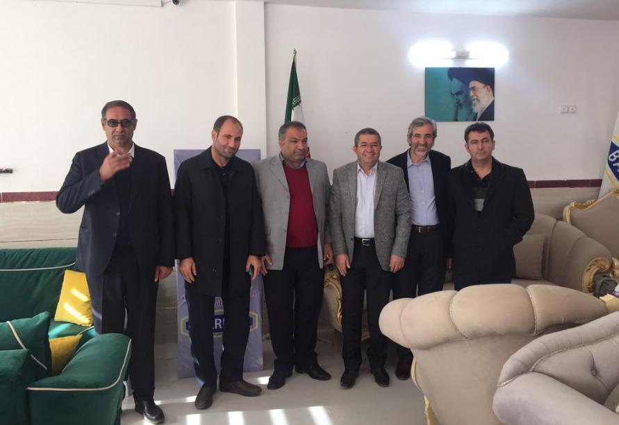 HOY TEMASLARI İran ın Hoy kentinde Esnaf Odası, Belediye Başkanlığı ve Maden ve Sanayi İdaresi