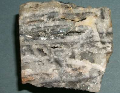 Genel Terimler Cevher Minerali Metalik cevher kütleleri içerisinde bulunan ve ekonomik olarak değerlendirilebilecek olan her türlü minerallerdir.