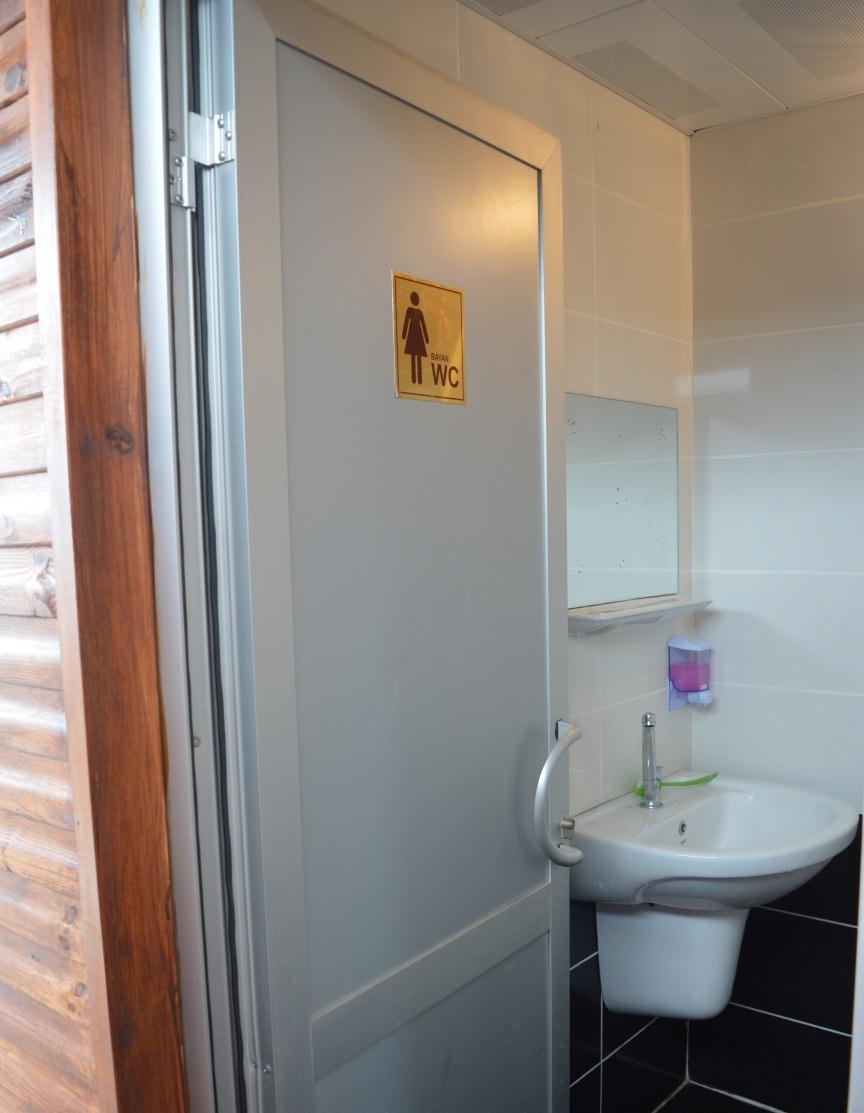 ENGELLİ TUVALETLERİ Tuvalet kapısı dışarıya doğru açılmalıdır.