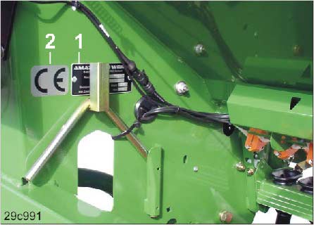 Ürün tanımı 4.7 Tip plakası ve CE işareti Aşağıdaki resimler tip plakası (Fig.