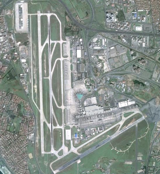 28 İstanbul Atatürk Havalimanı(100%) Bölgedeki en büyük havalimanı Yolcu Sayısı 2002-2010 (m) THY nin merkezi konumunda Int'l Dış hatlar Domestic İç hatlar Avrupa nın en hızlı büyüyen