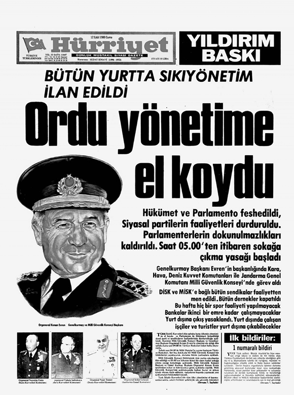 12 Eylül 1980 Milli Güvenlik Konseyinin Bir Numaralı Bildirisi : Yüce Türk Milleti: 80 Büyük Atatürk ün bize emanet ettiği, ülkesi ve milletiyle bir bütün olan, Türkiye Cumhuriyeti Devleti, son