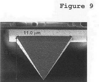AFM Litografisi Undercut The AFM ucu rezist malzeme tepesinden kazıma yapar. Bir geliştiriciye daldırma ile ara katman işlenir.
