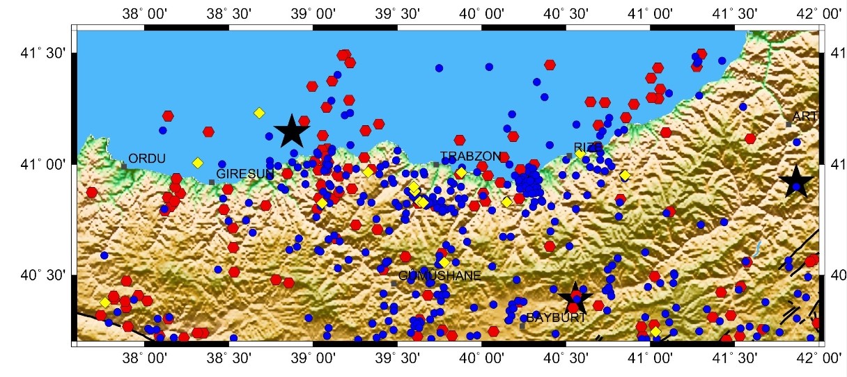 Eğer bir verinin kısa süreli bir zaman Şekil 1. 2002-2010 yılları arasında meydana gelen depremlerin ve patlatmaların episantır dağılımları.