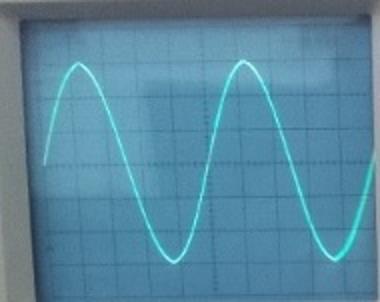 Giriş geriliminin hazırlanması 4- Osiloskopta Kanal i seçin. Osiloskop yardımı ile fonksiyon jeneratörü ile elde edilen (sinüzoidal s(t) işareti, m=6 ve f = 00Hz) işareti devreye uygulayınız.