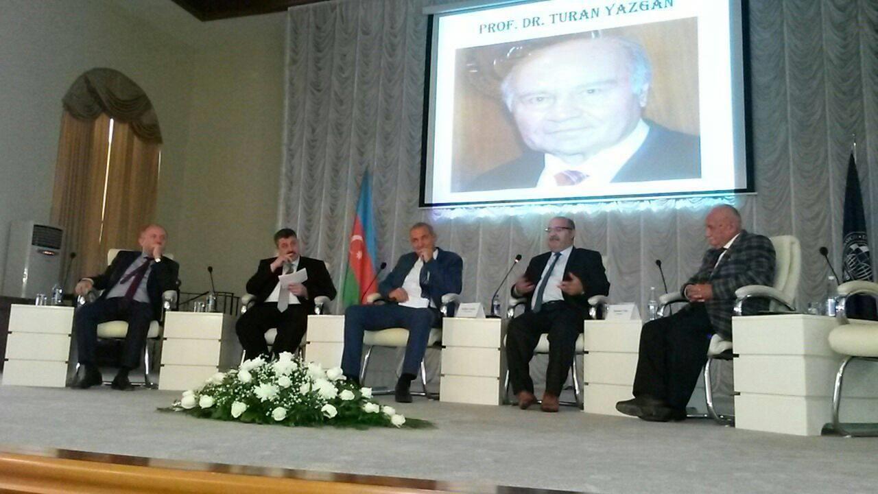 UNEC Rektörü ve CIEP'16 Onur Kurulu Üyesi Adalet Muradov, kongrede yaptığı konuşmada, Azerbaycan'ın son 25 yılda elde ettiği kazanımlardan bahsederek petrol etkeninin ülkenin ekonomik kalkınmasında