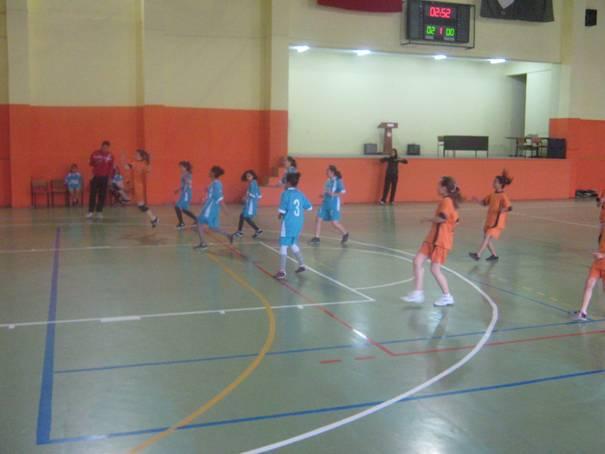 Fatih Ortaokulu- Spor Salonumuzda