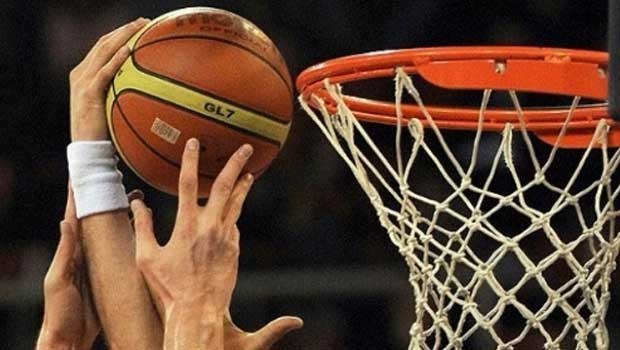 MEF LİSESİ WEB SAYFASI KULÜPLER KISMINDAKİ DEĞİŞİKLİKLER BASKETBOL Rehber Öğretmen: İsmail DÜKKANCI Çalışma Yeri: Büyük Spor Salonu Basketbol öğrencilerimizin bedensel, zihinsel ve sosyal gelişimine