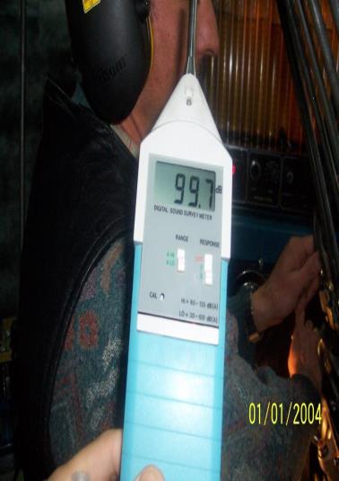 Ses Düzeyi Ölçülmesi Ses düzeyini ölçen cihazlar (sound level meter) desibel olarak ses basıncını ölçerler.