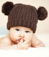 Snowy Baby Masumiyetin en güzel yansıması. Her bebeğin güzelliği, masumiyeti benzersizdir.
