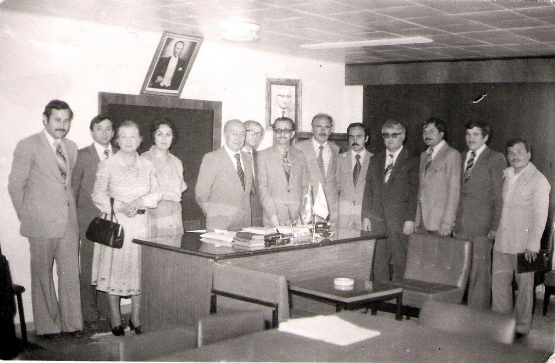 Prof. Dr. Haluk İPEKTEN ÖZ GEÇMİŞ Tezleri, Fırat Üniversitesi, Fen-Edebiyat Fakültesi, Elazığ 1979, I. c., 37 s.; II. c. 58 s.