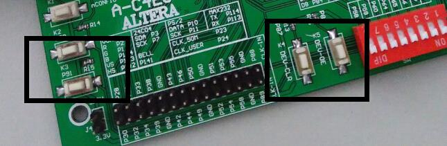 ALTERA Cyclone IV 9 FPGA GELİŞTİRME KARTI ÜZERİNDEKİ BUTONLARIN KULLANIMI: FPGA geliştirme kartı üzerinde tümleşik 5 buton girişi vardır. Bu 4 buton programlanabilir.