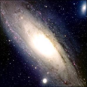 GALAKSİLER (Gök Adalar) Milyarlarca yıldız ve diğer gök cisimlerinin oluşturduğu topluluğa galaksi denir. Galaksiler görünüşlerine göre sınıflandırılırlar.