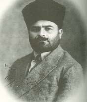 ALİ KILIÇ (Asaf KILIÇ) 572 Milis Albay 573 (1325-P.502) (1890-1971) Aile Durumu: 1890 da Beşiktaş - İstanbul da doğdu. Tevfik Bey in oğludur. 14 Temmuz 1971 de İstanbul da vefat etti.