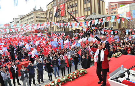 1 Genel Başkan Kılıçdaroğlu Bolu da: (Berkin Elvan ın ölümü) Berkin, bizim oğlumuzdur. O, bir demokrasi şehididir, onu her zaman anacağız Tarih : 13.03.