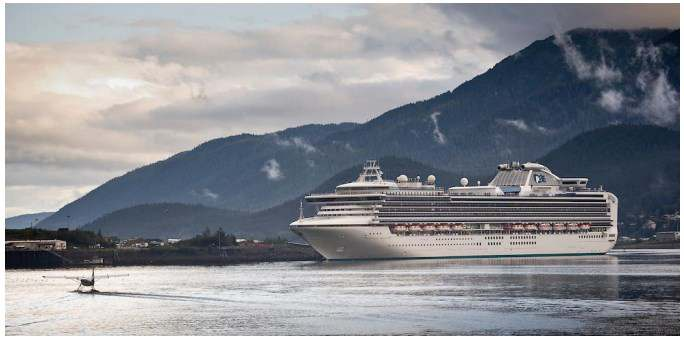 DIAMOND PRINCESS Princess Cruise şirketinin en büyük gemilerinden birdir. 2004 yılında seferlerine başlamış ve 2600 yolcu kapasitelidir. Yaklaşık 740 balkonlu kabini mevcuttur. 310 m.