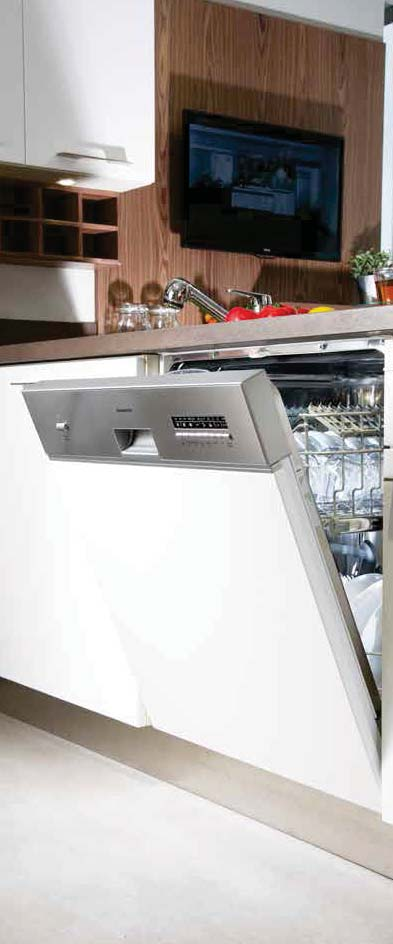Bulaşık Makinesi / Buzdolabı Çelik kontrol paneli, hızlı yıkama programı ve A+ enerji sınıfı ile Dominox yarı