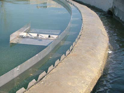 Çıkış Yapısının Tasarımı, 2035 Yılı İçin Durgun su toplama savakları, 90⁰ V çentikli ayarlanabilir savaklardan teşkil edilmiştir.