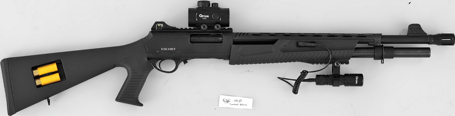 Escort MP 12 kalibre, 3 /76mm Magnum fişek yatağı, taktik pompalı tüfek. 46cm veya 51cm slug namlu. üzerine monte edilmiş ısı kalkanı.