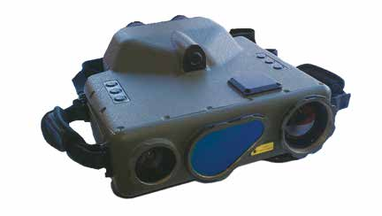Termal Görüntüleme Sensörü Lazer Mesafe Ölçer Gündüz Görüş Kamerası Sayısal Manyetik Pusula Yer Konumlama Alıcısı (GPS) Lazer Hedef Noktalayıcı birimlerini içeren elde taşınabilir entegre