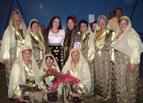 Festivalul ProEtnica Între 21 şi 24 august, la Sighişoara s-a desfăşurat cea de-a VIII-a ediţie a Festivalului ProEtnica", eveniment care a fost dedicat celor 21 de comunităţi etnice din ţara noastră.