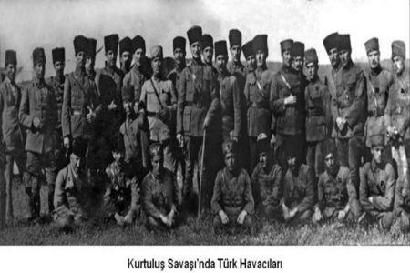 göstermekteydi. Yunan birlikleri, İkinci İnönü yenilgisinden sonra takviye edilmiş olarak10 Temmuz 1921 de harekete geçmiştir.