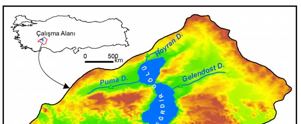 Şekil 1: Çalışma alanının konumu ve yakın çevre topografyası Göl kıyısındaki köyler ekonomik kazançlarının büyük bir kısmını balıkçılık yaparak karşılamaktadır (Balık ve diğer., 2006).