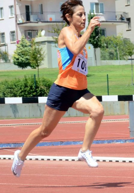 60m-100m- 200m-400m ve 800 metre yarışmalarında 20 Türkiye
