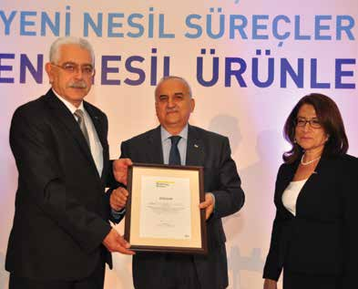 50 Işık Üniversitesi Maslak Kampüsü nde gerçekleştirilen törende ASELSAN adına ödülü Genel Müdür Yardımcısı ve SST Sektör Başkanı Mustafa KAVAL aldı.