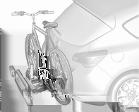 68 Eşya saklama ve bagaj bölümleri Arkadaki taşıyıcı sistem (Flex-Fix System) İki bisiklet için arkadaki taşıyıcı sistem (Flex-Fix System) Bir bisikletin aks açıklığı 1,2 metre mesafeyi aşmamalıdır.
