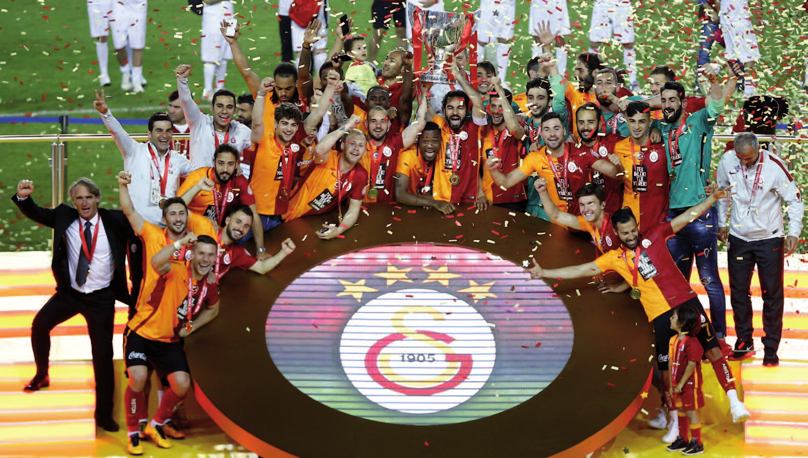 S üper Kupa nın bir ucundan Ziraat Türkiye Kupası sahibi olarak tutan Galatasaray, Türkiye Kupası ndaki mücadelesine grup aşamasından başladı.