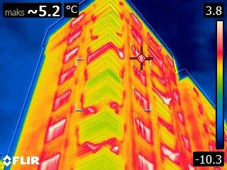 Ölçüm: 5, Yansıyan Sıcaklık: 20 C Ekşioğlu Önderkent Sitesinde yapılan termal kamera ölçüm sonuçlarına göre binada yapılmış ısı yalıtım çalışması başarılı olarak ölçülmüştür.