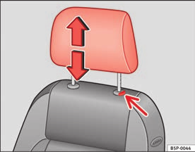 Koltuklar ve saklama bölmeleri 119 Baş desteklerinin sökülmesi veya ayarlanması Baş destekleri yukarı ve aşağı doğru hareket ettirilerek ayarlanır.