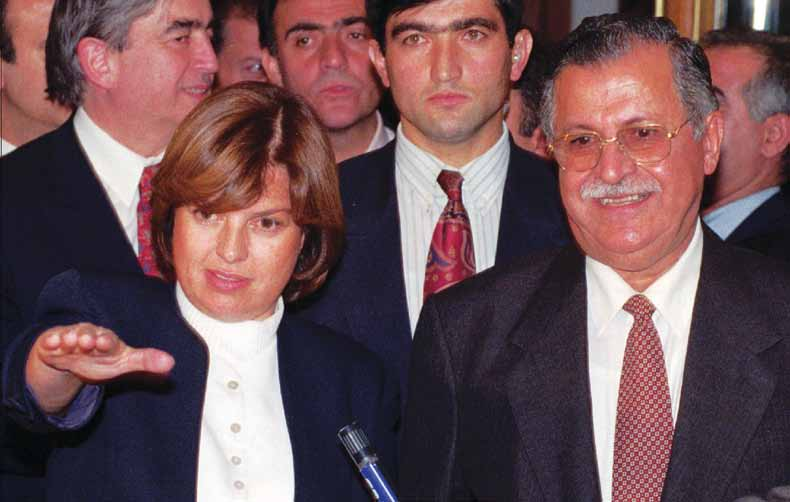 > 87 Türkiye nin Irak politikası uzun yıllar salt Kuzey Irak taki gelişmelere endeksli oldu. (IKYB lideri Celal Talabani, Eylül 1996 da Ankara da yapılan toplantılarda görülüyor.) > Dr.