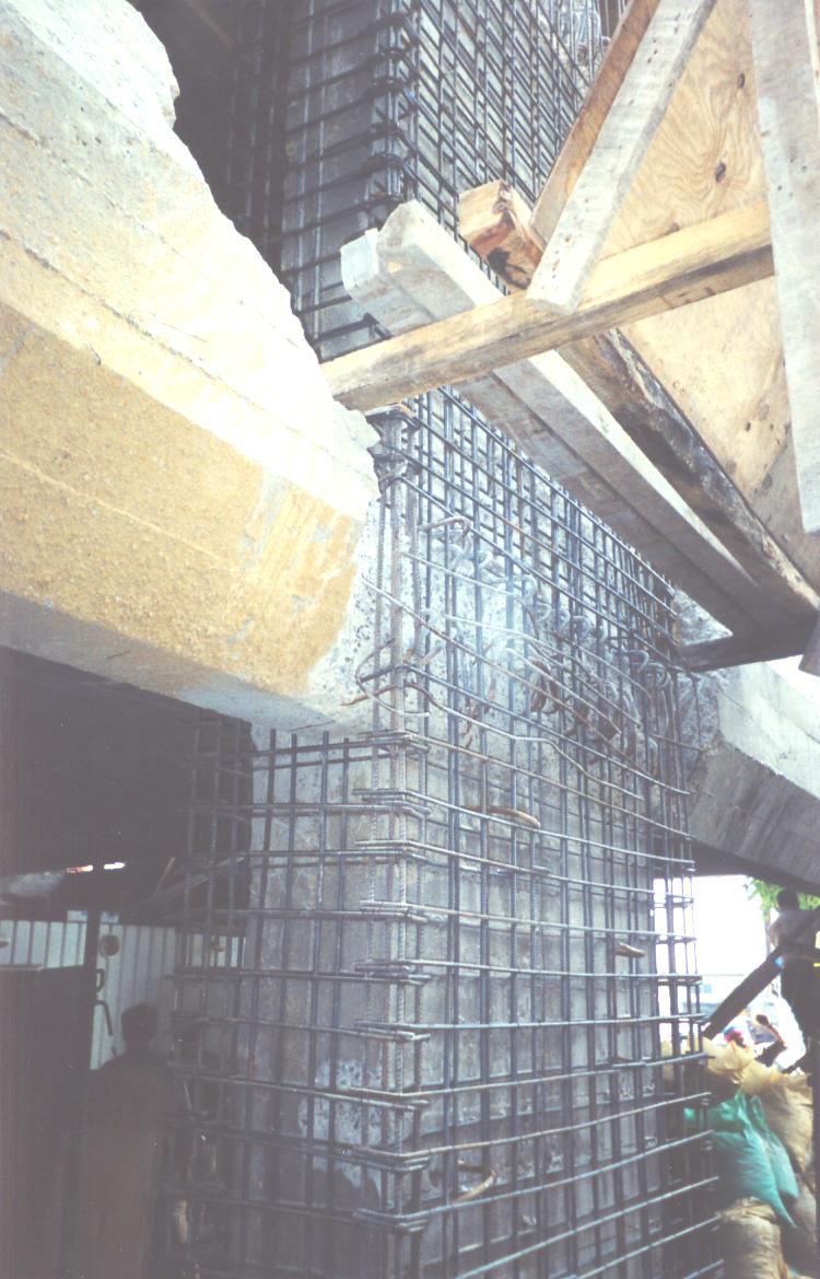 6- (1989)da yapılan deneylerde hasarsız kolonların güçlendirilmesinde
