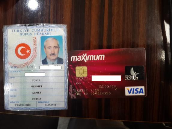 Ve işlemin onaylanması için sizden, Kredi Kartı beraberinde kimlik belgenizin fotoğrafını çekip göndermenizi ister. Eğer böyle bir sayfa gelmediyse Ticket atın.