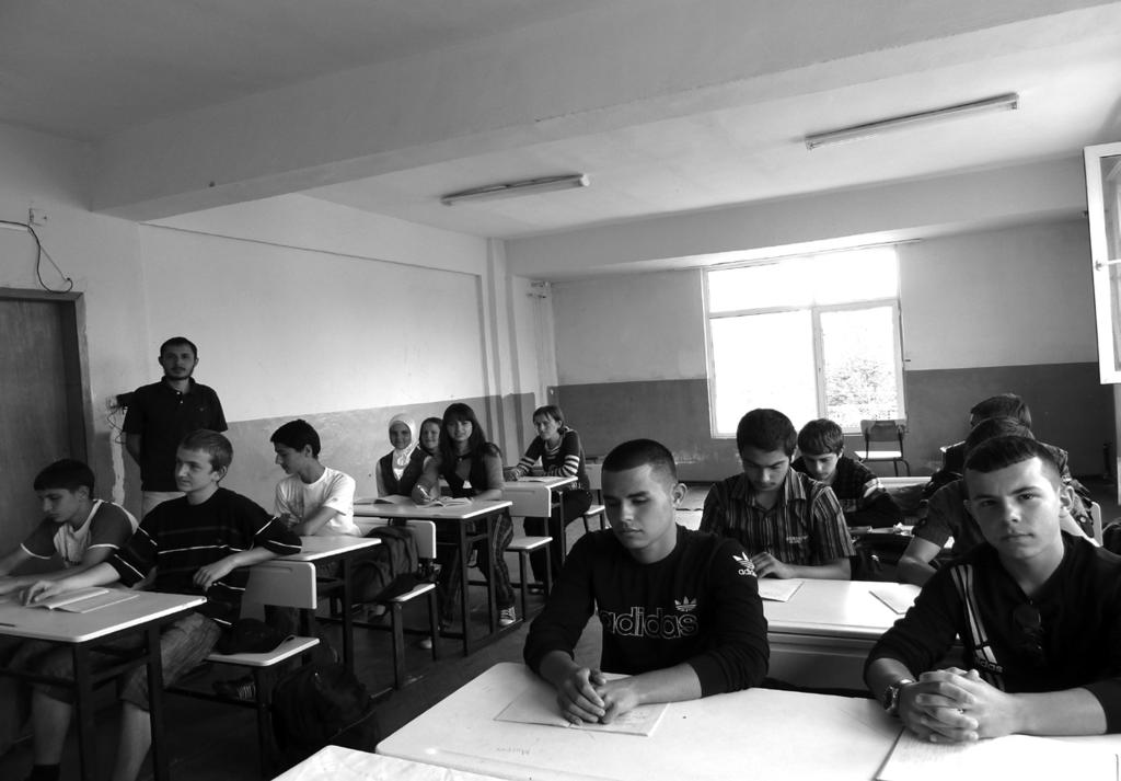 Eğitim ocağı, Bulgaristan Başmüftülüğüne bağlı olup, Eğitim Bakanlığı nın Bölge Müfettişliği tarafından denetlenmektedir. Okul 1991 yılından beri Bulgaristan eğitim sistemine hizmet veriyor.