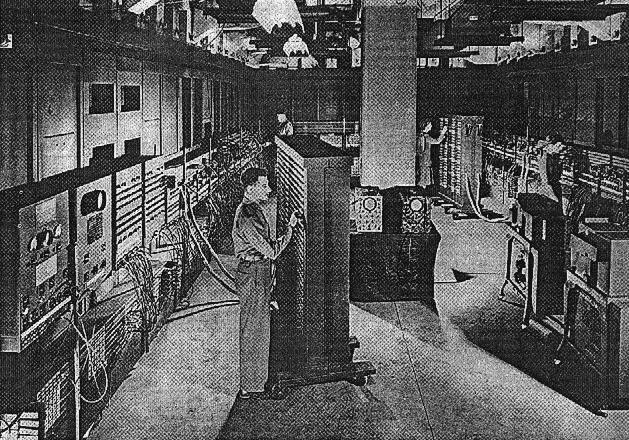 I. GİRİŞ Bugünkü anlamda ilk bilgisayar olan ENIAC 1945 te