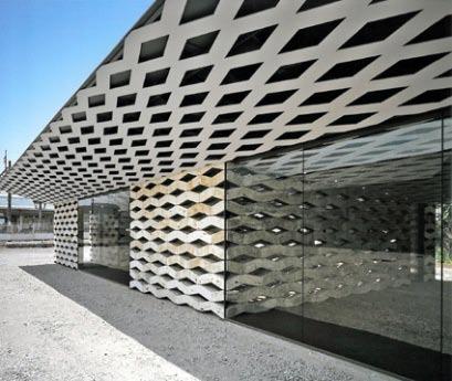 Kengo Kuma, Living Madrid bu bina örnekleridir. (a) (b) (c) Resim 5.4.