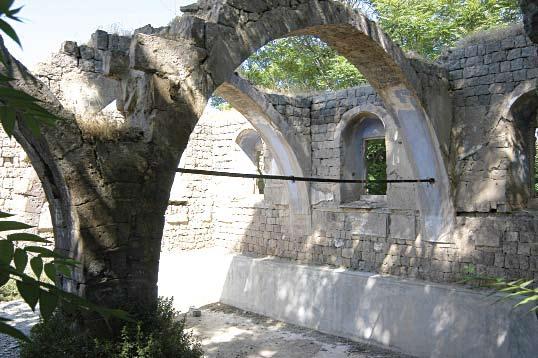 Tavlusun Rum Okulu, içerden