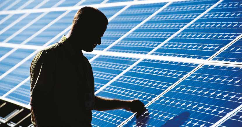Yenilenebilir Enerji Fotovoltaik Paneller Güneş enerjisini elektrik enerjisine çeviren modüllerdir. Şarj Regülatörü Fotovoltaik panelin gerilimini regüle ederek aküyü besler.
