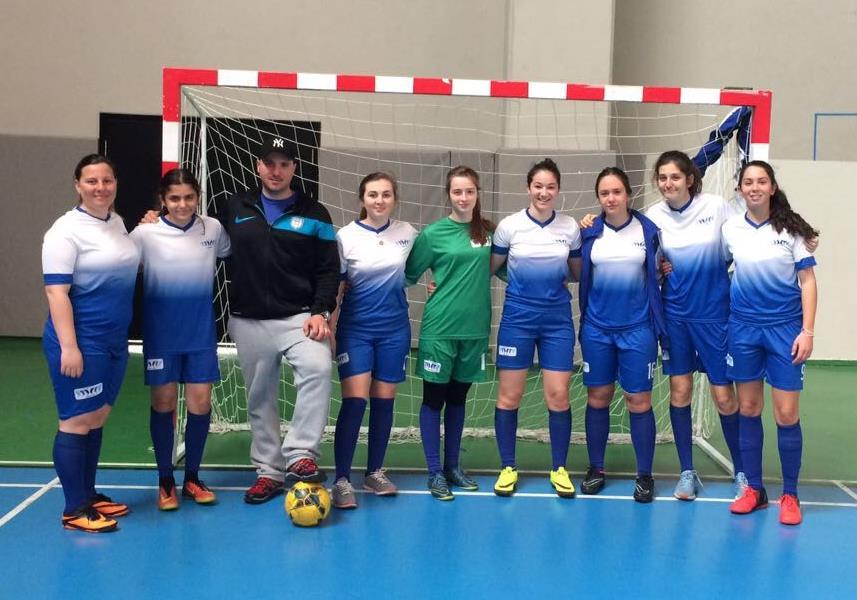 FUTSAL ENKA Okulları Genç Kız Futsal Takımımız Sarıyer İlçesi genelinde yapılan okullar arası futsal turnuvasına katıldı.