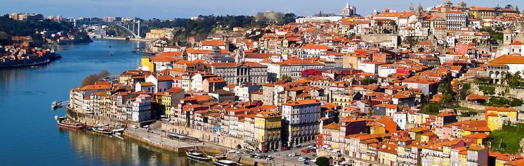 ne kadar keyifli bir keşif yürüyüşü. Coimbra dan kuzeye doğru yaklaşık bir saatlik bir yolculuğun ardından Porto ya varış ve otele yerleşme.