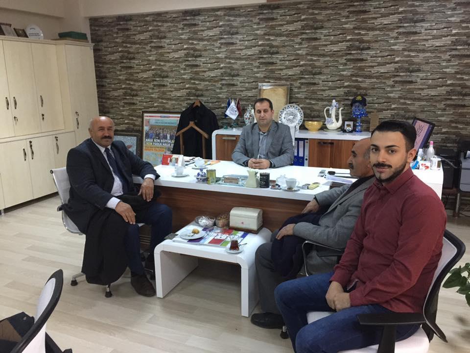Al-i aba ilim eğitim araştırma kültür ve sosyal dayanışma vakfı yöneticilerine nazik ziyaretleri
