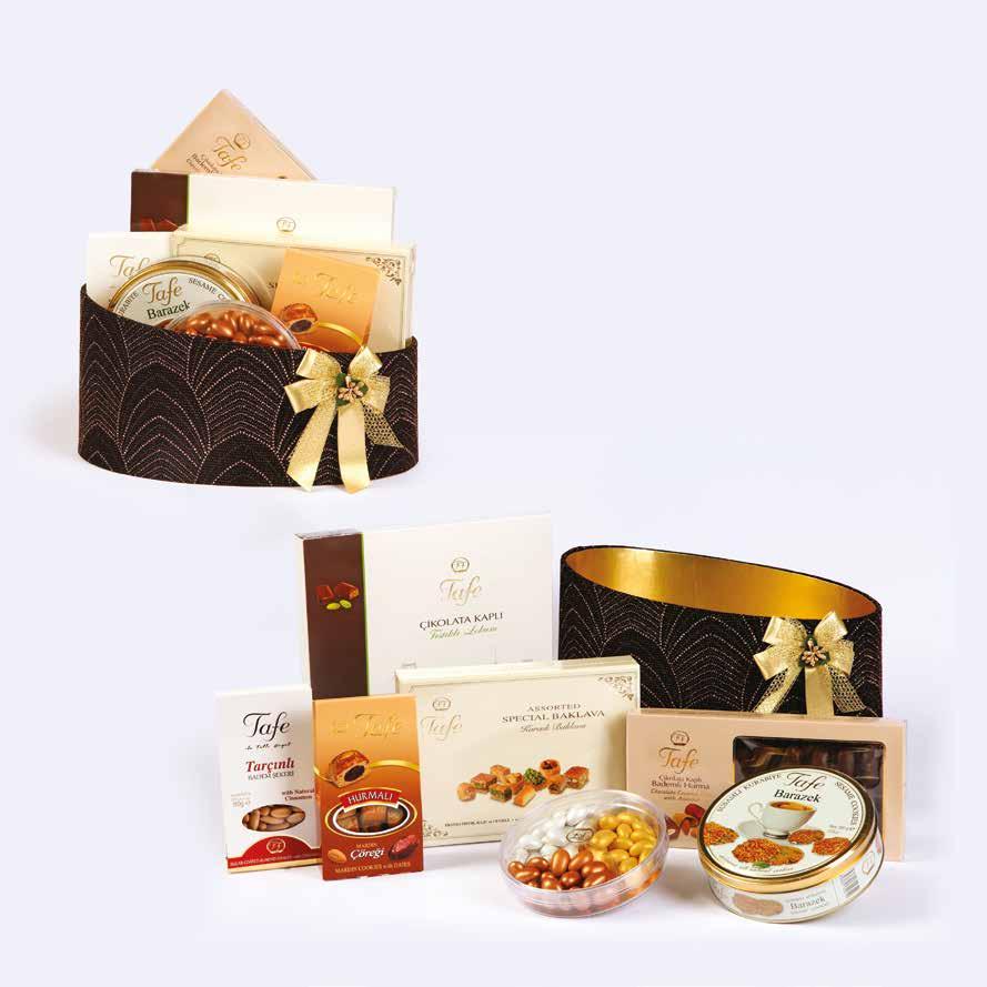 Prestige Paket 999-17 Assorted Special Baklava (400g) Çikolata Kaplı Fıstıklı Lokum (300g) Çikolata Kaplı