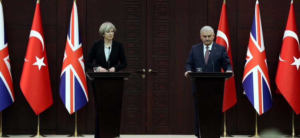 Başbakan Yıldırım, İngiltere Başbakanı Theresa May ile ortak basın toplantısı düzenledi Ocak 28, 2017-9:35:00 Başbakan Binali Yıldırım, "Terörün günümüzde önemli tehditlerden birisi olduğunu göz