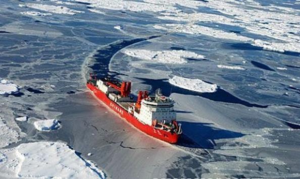 Dünyanın en büyük gaz ithalatçı şirketi Korea Gas Corp.da Kanada'nın buzul denizinden Güney Kore'ye ve diğer ülkelere LNG tankerleri ile gaz ithalatı olanaklarını araştırıyor.